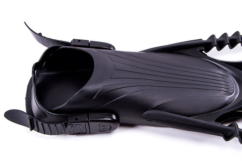Ласты Dolvor F88 DeepShark L/XL(42-46), цвета в ассортименте. Скидка от 10 пар.