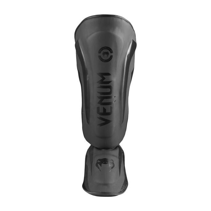 Защита ноги Venum 8827,  размеры M, L, XL, черный.