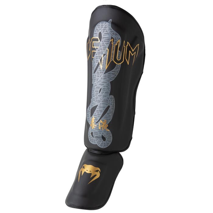 Защита ноги Venum 8871,  размер L, XL, черный.